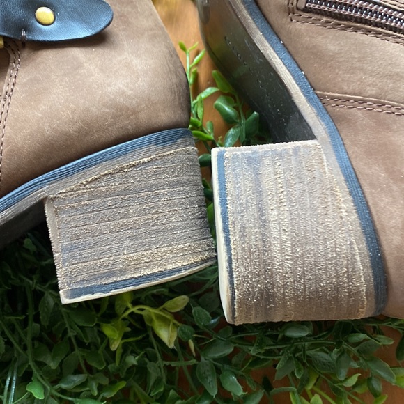 Franco Sarto LINDEN2 Brown Leather Ankle Boot - Picture 11 of 16